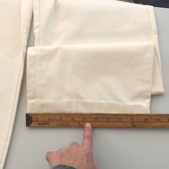 White pantss - Picture 9 of 10